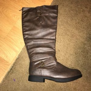 Women’s boots